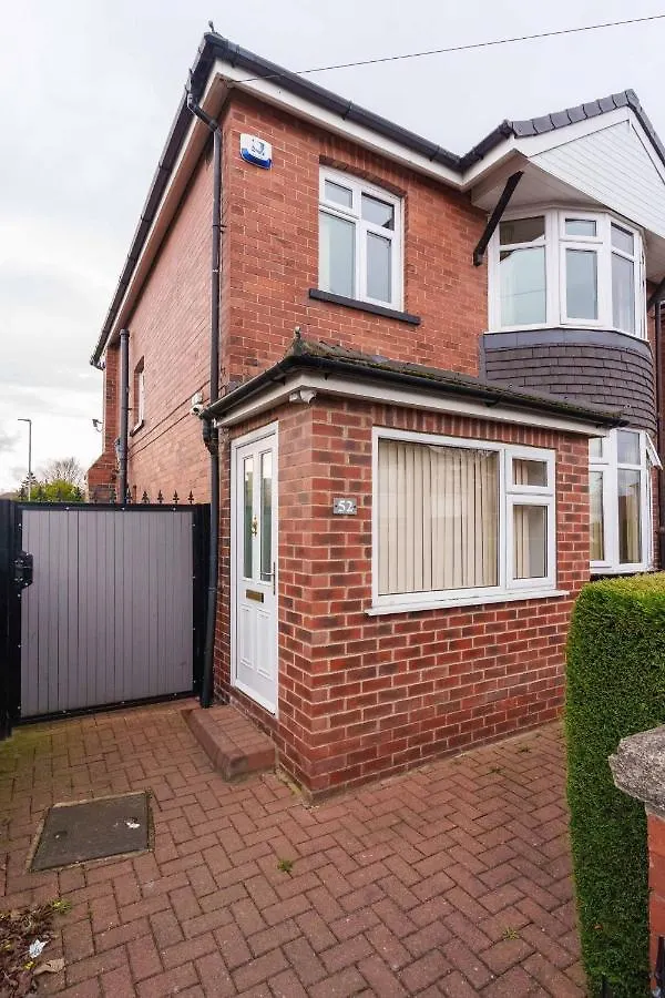 Lägenhet Oakwood House Detached Home In South Leeds Leeds