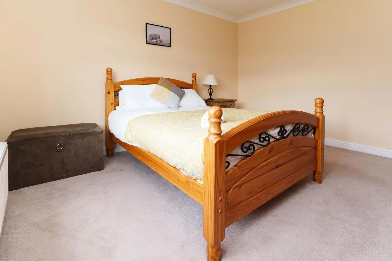 Lägenhet Oakwood House Detached Home In South Leeds Leeds